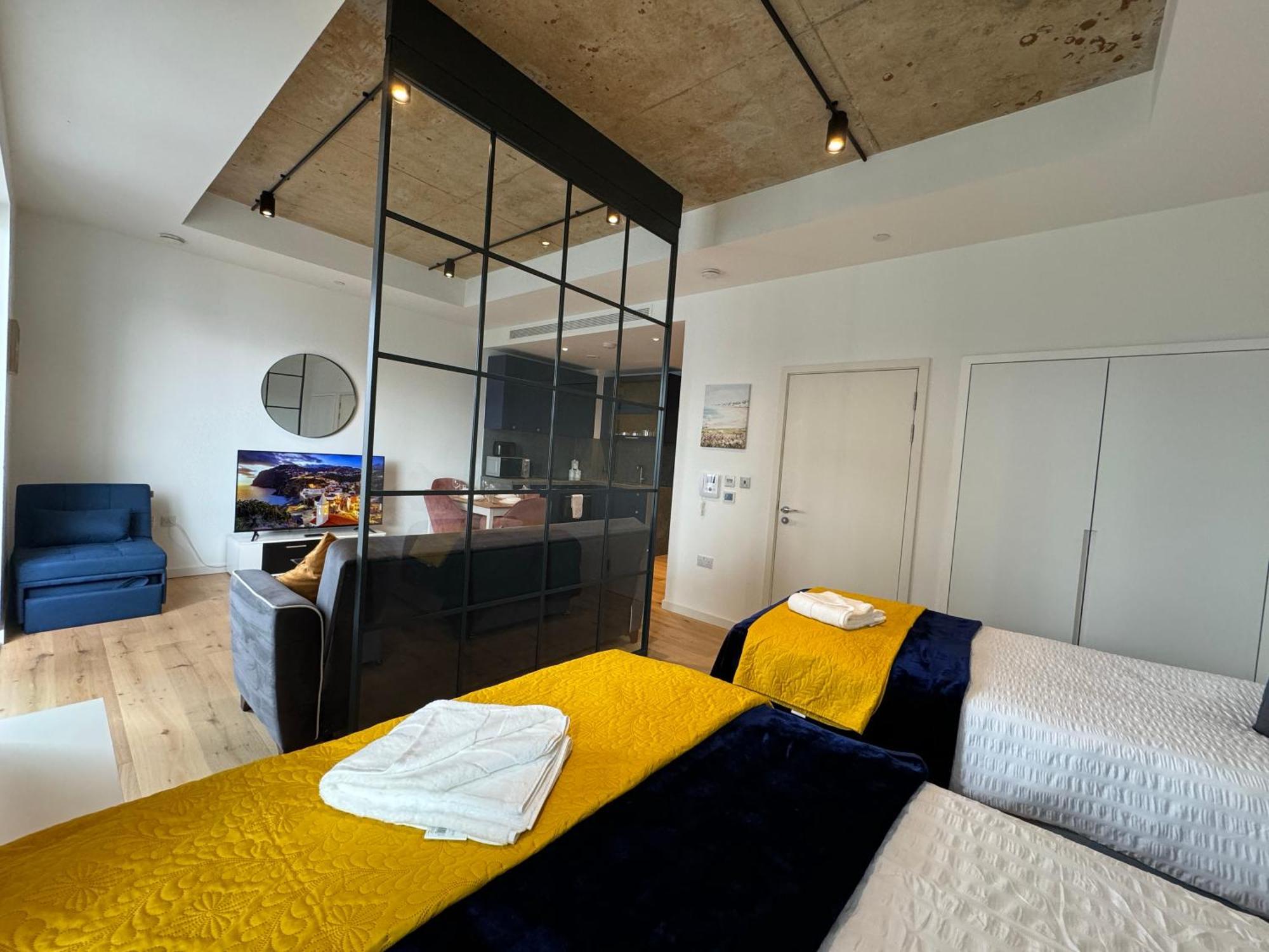 London Luxury Flat With Balcony, River View, O2 Arena, Excel, Canary Wharf, Station Διαμέρισμα Εξωτερικό φωτογραφία